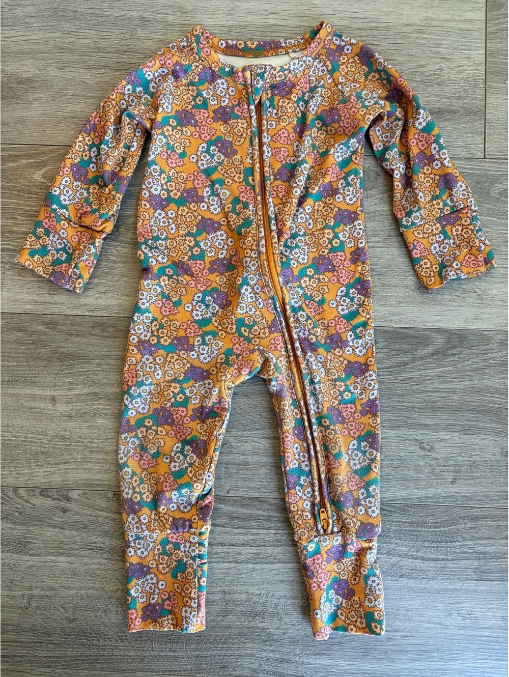Cozys Floral Print Zip Romper — Size 0-3M